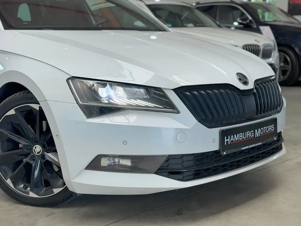 Skoda Superb Combi 2.0 TDI 4x4 – Bild 35 von 40