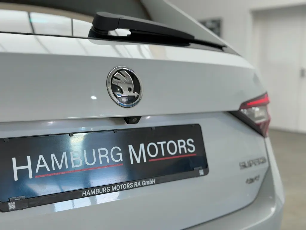 Skoda Superb Combi 2.0 TDI 4x4 – Bild 36 von 40